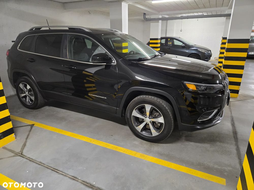 Jeep Cherokee 2.0 GME Active Drive I Limited - 32