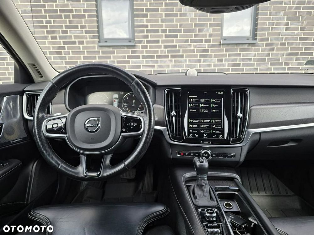 Volvo V90 Cross Country D4 AWD - 30