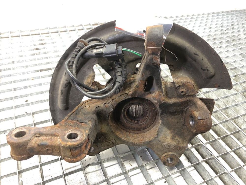 ZWROTNICA PRAWY PRZÓD  RENAULT MEGANE III liftback (BZ0/1_, B3_) 2008 - 2022 1.5 dCi (BZ0C) 66 kW - 2