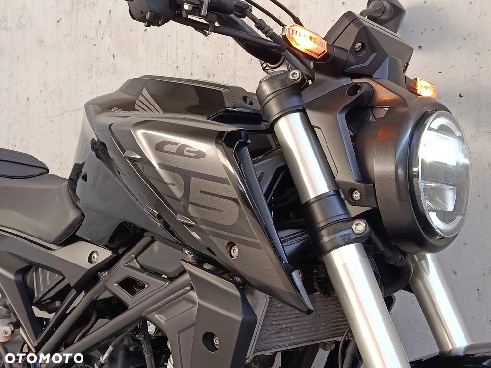 Honda CB - 18