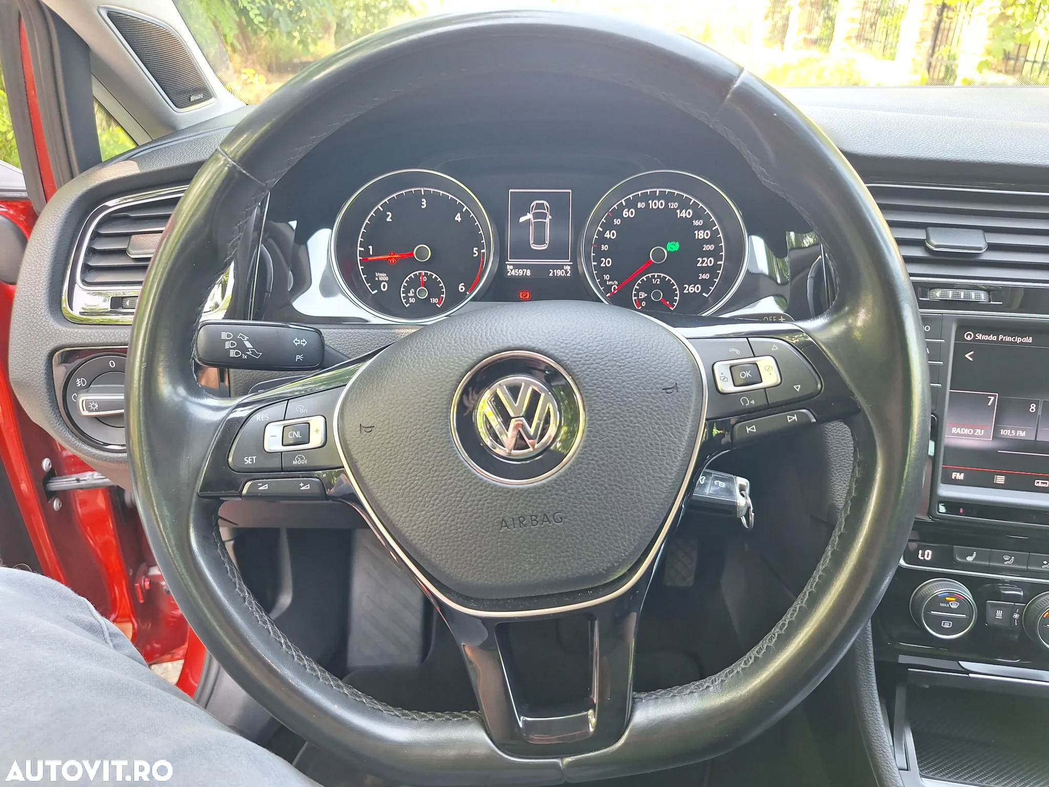 Volkswagen Golf 2.0 TDI DPF BMT DSG Highline - 12