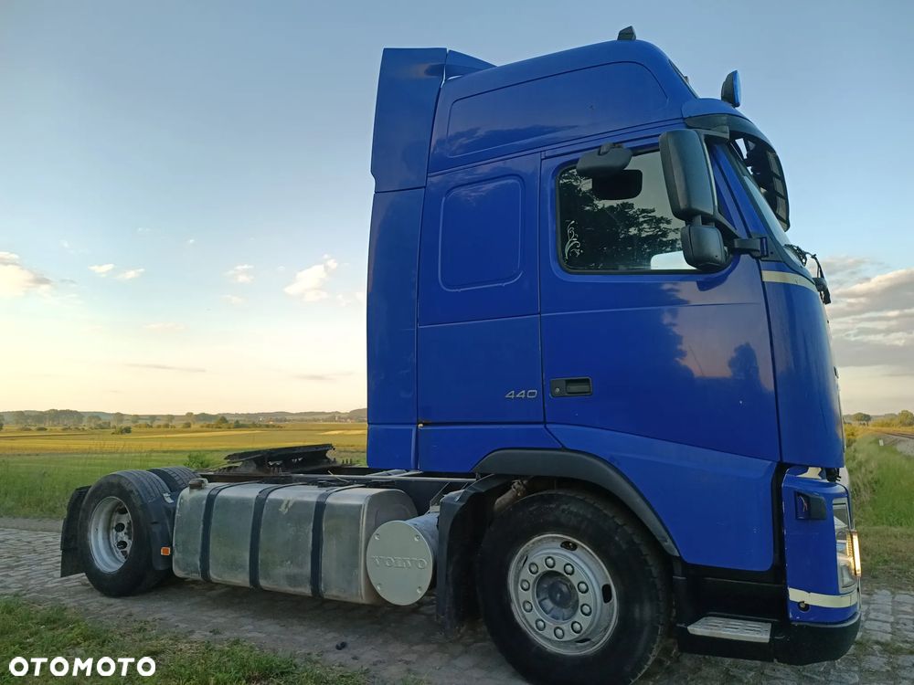 Volvo FH 440 STANDARD MANUAL LODÓWKA KLIMA - 32