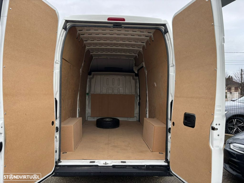Peugeot BOXER 2.0 BlueHDI 335 L3H3 Premium - 7