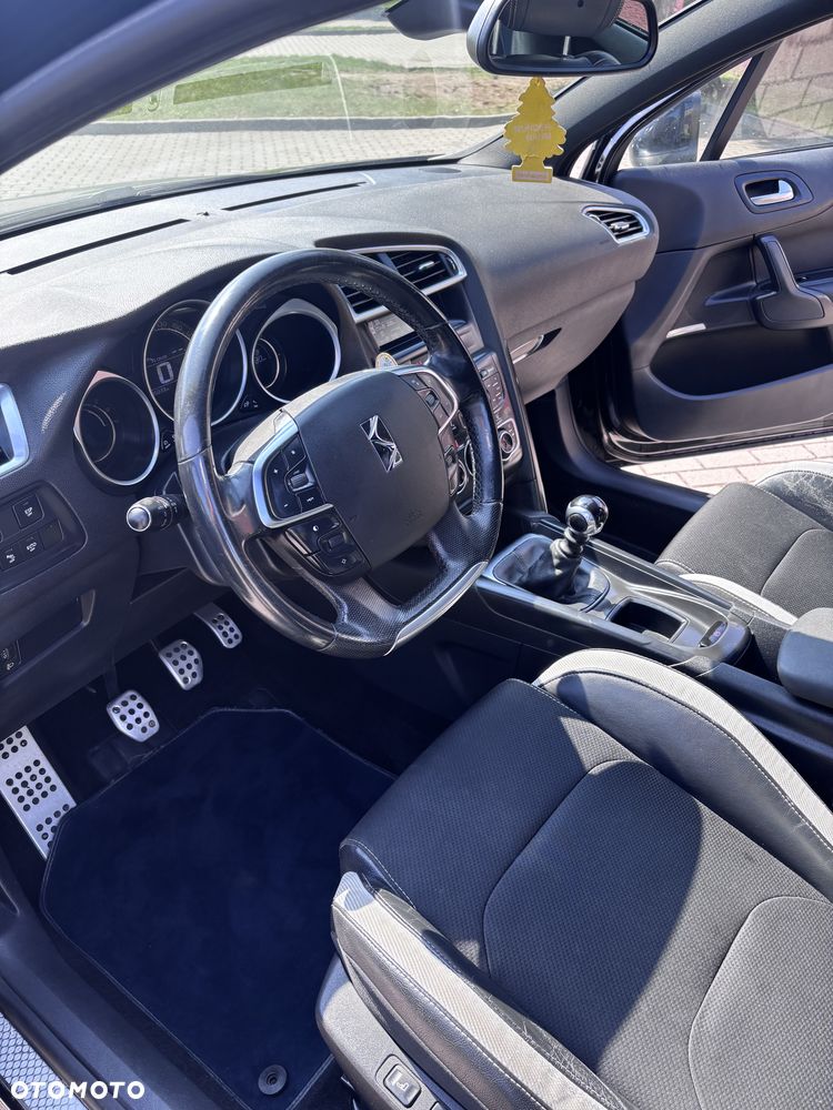 Citroën DS4 1.6 HDi Chic - 8