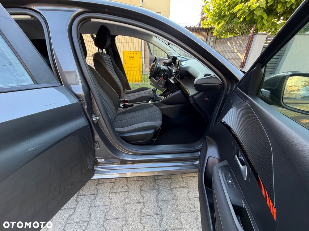 Peugeot 208 PureTech 100 Allure - 6