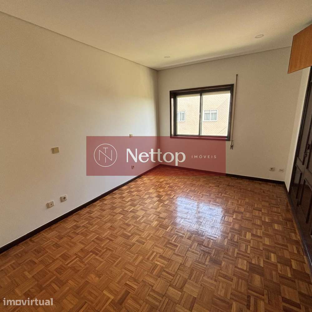 Apartamento T2 Totalmente Renovado no Centro de Vila do Conde - Grande imagem: 5/13