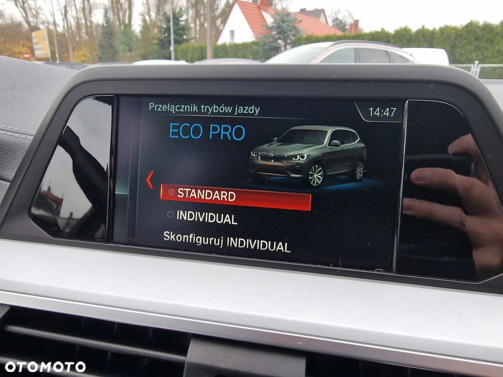 BMW X3 sDrive18d Advantage - 32