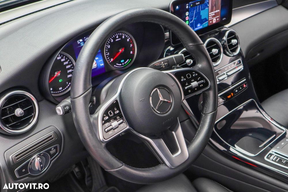 Mercedes-Benz GLC - 30