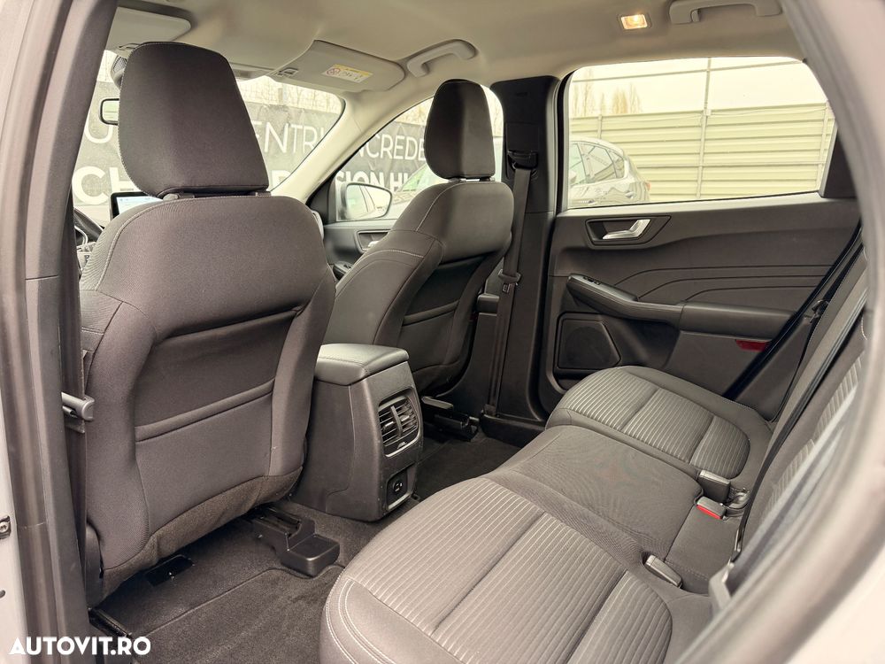 Ford Kuga 2.5 Duratec FHEV TITANIUM - 6