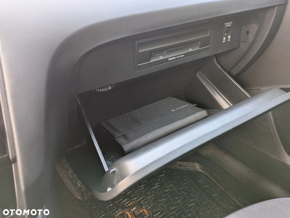 Skoda Octavia ver-1-4-tsi-style - 6