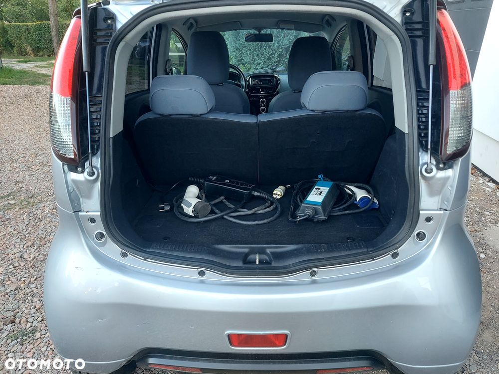 Peugeot iOn Standard - 11