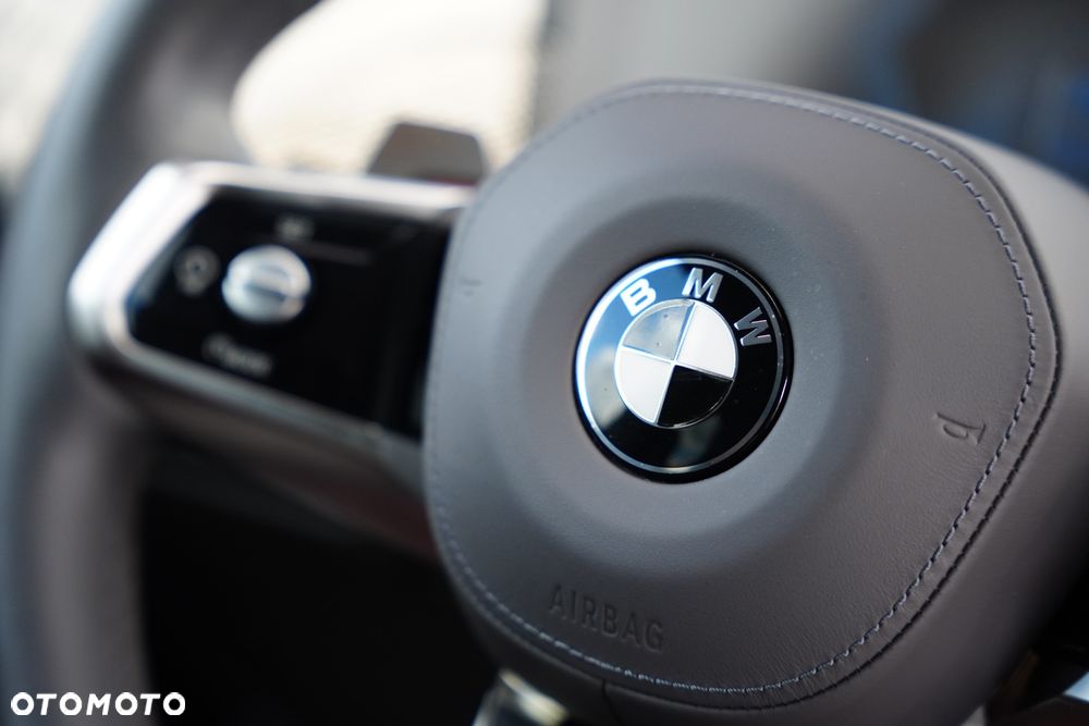BMW Seria 7 740d xDrive mHEV Individual Edition sport - 14