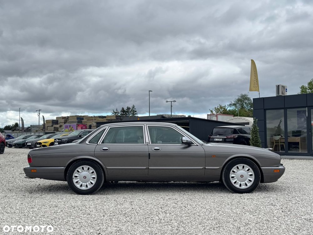 Jaguar Daimler - 4