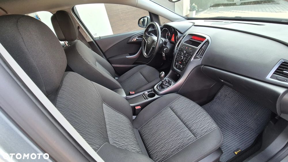 Opel Astra 1.4 T Enjoy - 7