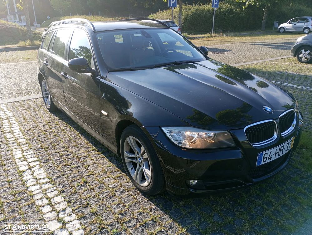 BMW 318 d Touring Navigation Sport - 1