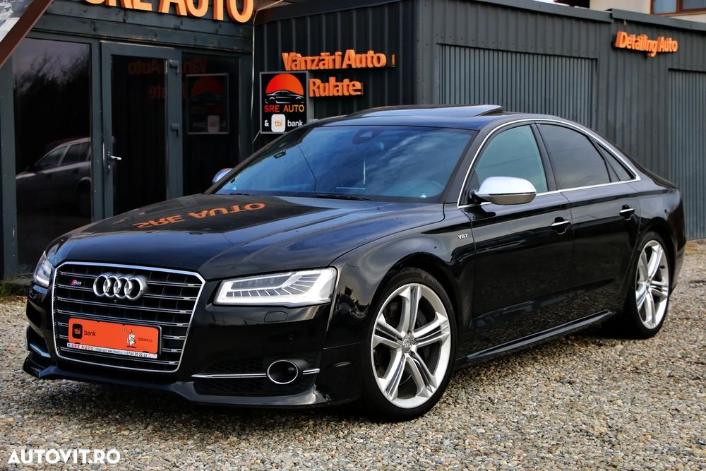 Audi S8 - 16