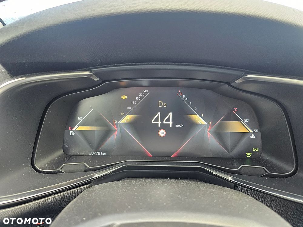 DS Automobiles DS 7 Crossback 1.6 PureTech Performance Line + - 23