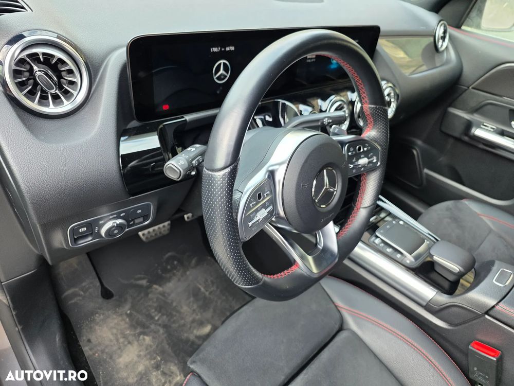 Mercedes-Benz GLA 250 e - 13