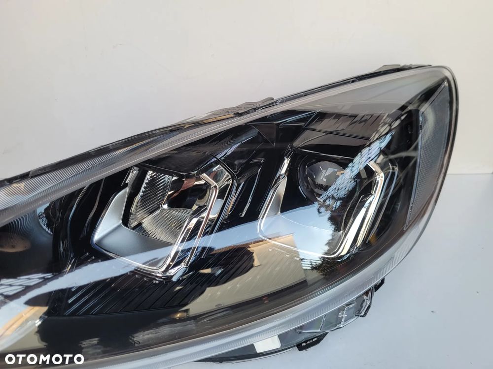 Ford Kuga mk3 lampa przód lewa soczewka led - 3