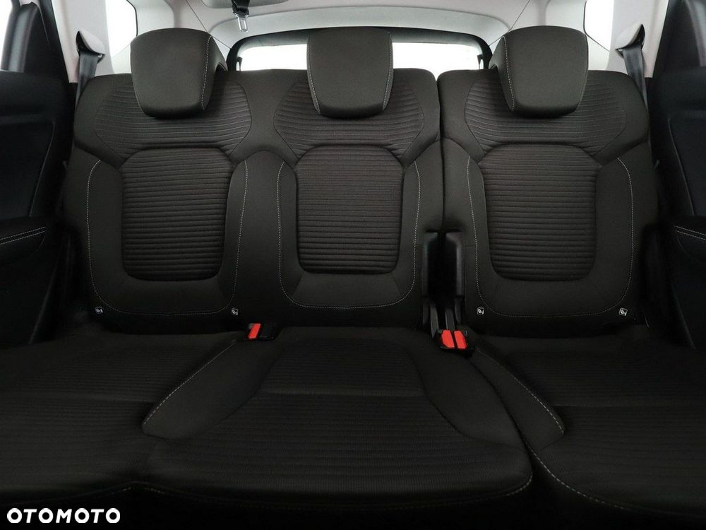 Renault Scenic 1.7 Blue dCi Zen - 19