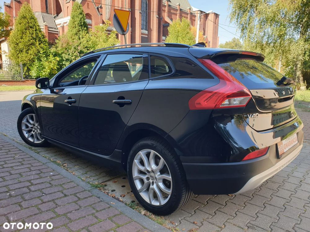 Volvo V40 Cross Country D2 Summum - 19