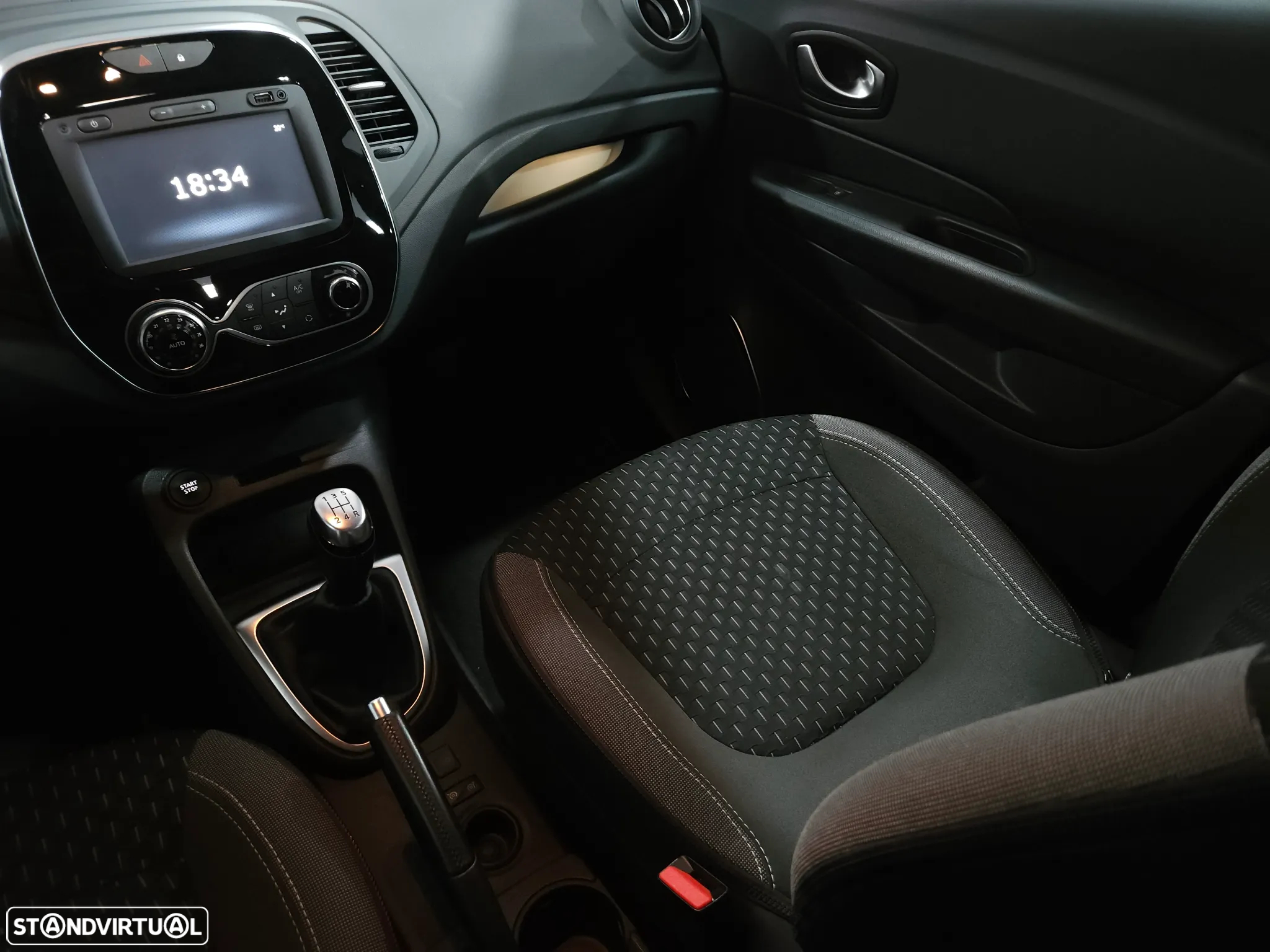 Renault Captur 0.9 TCE Exclusive - 12