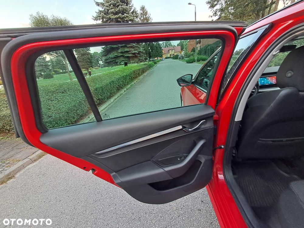 Skoda Octavia 1.5 TSI ACT Active - 19