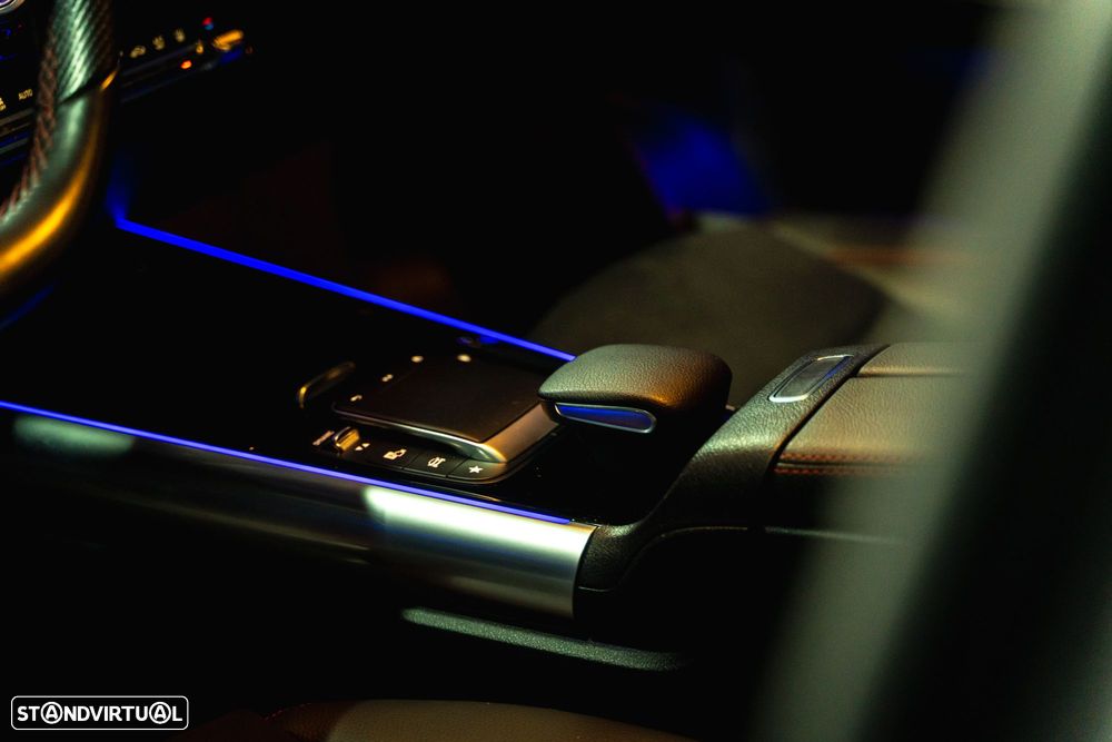 Mercedes-Benz GLA 250 e 8G-DCT AMG Line - 12