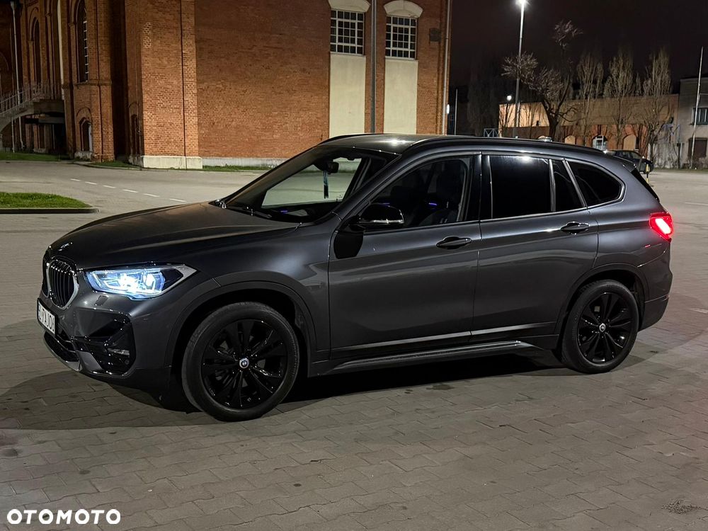 BMW X1 sDrive18i Sport Line - 8
