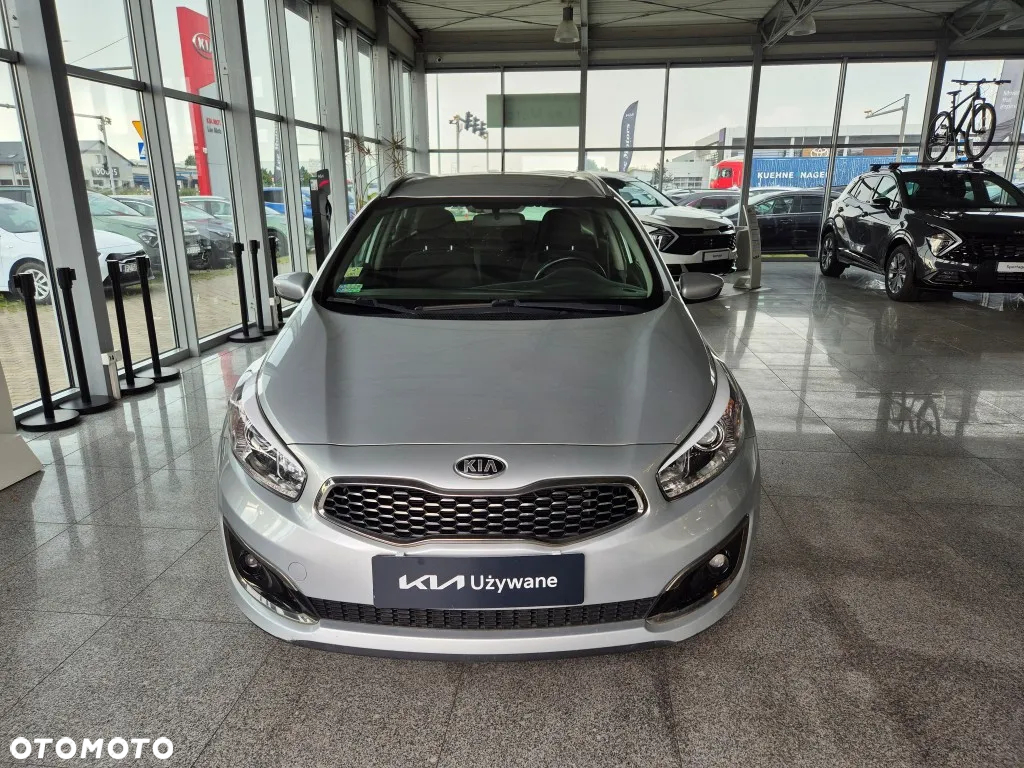 Kia Ceed Cee'd 1.6 GDI Smart Plus - 2