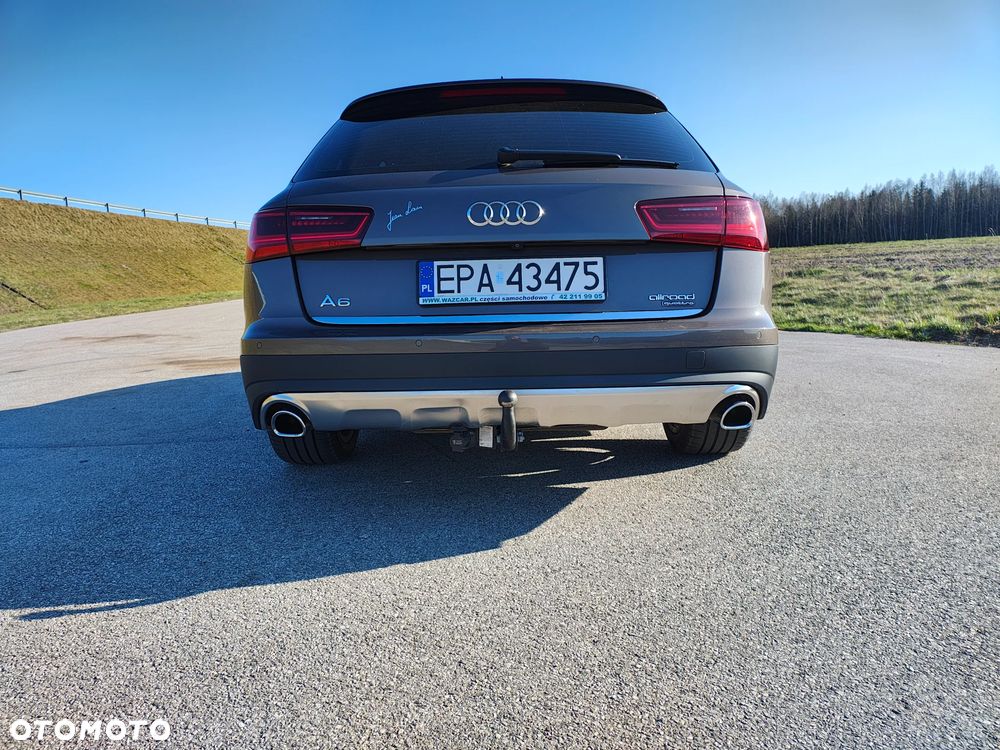 Audi A6 Allroad - 12