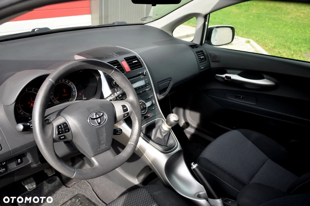 Toyota Auris 1.6 Edition - 23