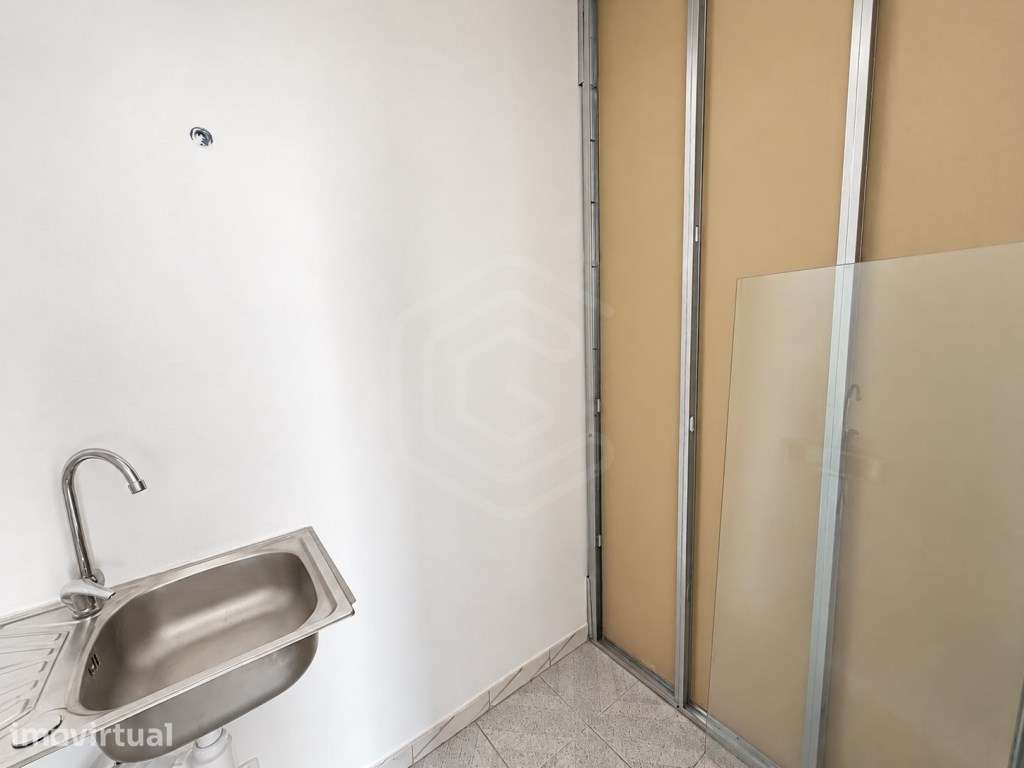 Loja para arrendamento na primeira linha da Praia de Quarteira, Alg... - Grande imagem: 5/6