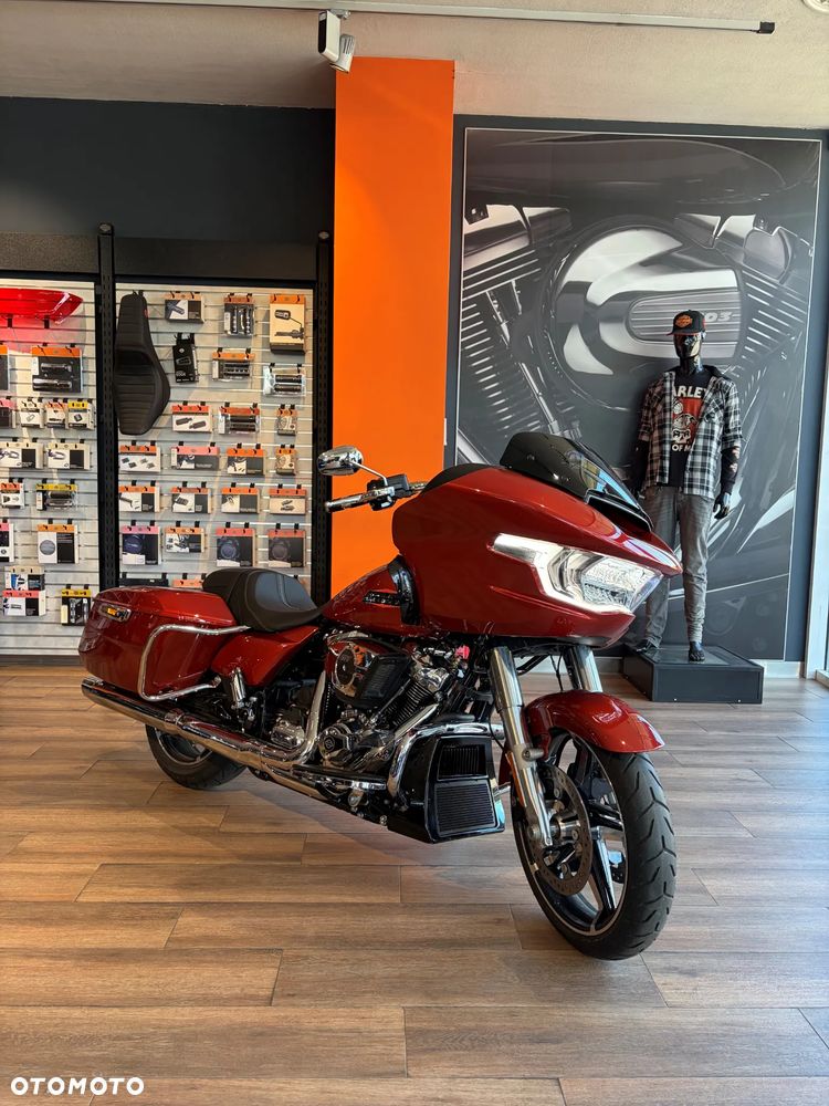 Harley-Davidson Touring Road Glide - 1
