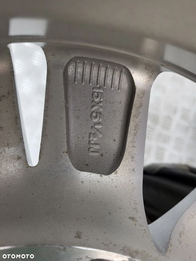 Suzuki Jimny Felgi Aluminiowe 15 - 12