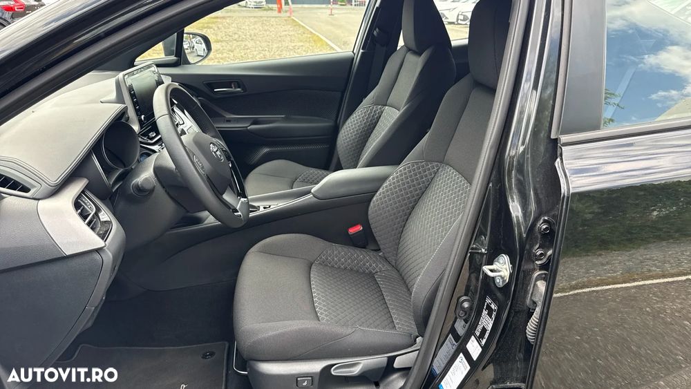 Toyota C-HR 1.8 HSD 122 CP 4x2 CVT Core - 15