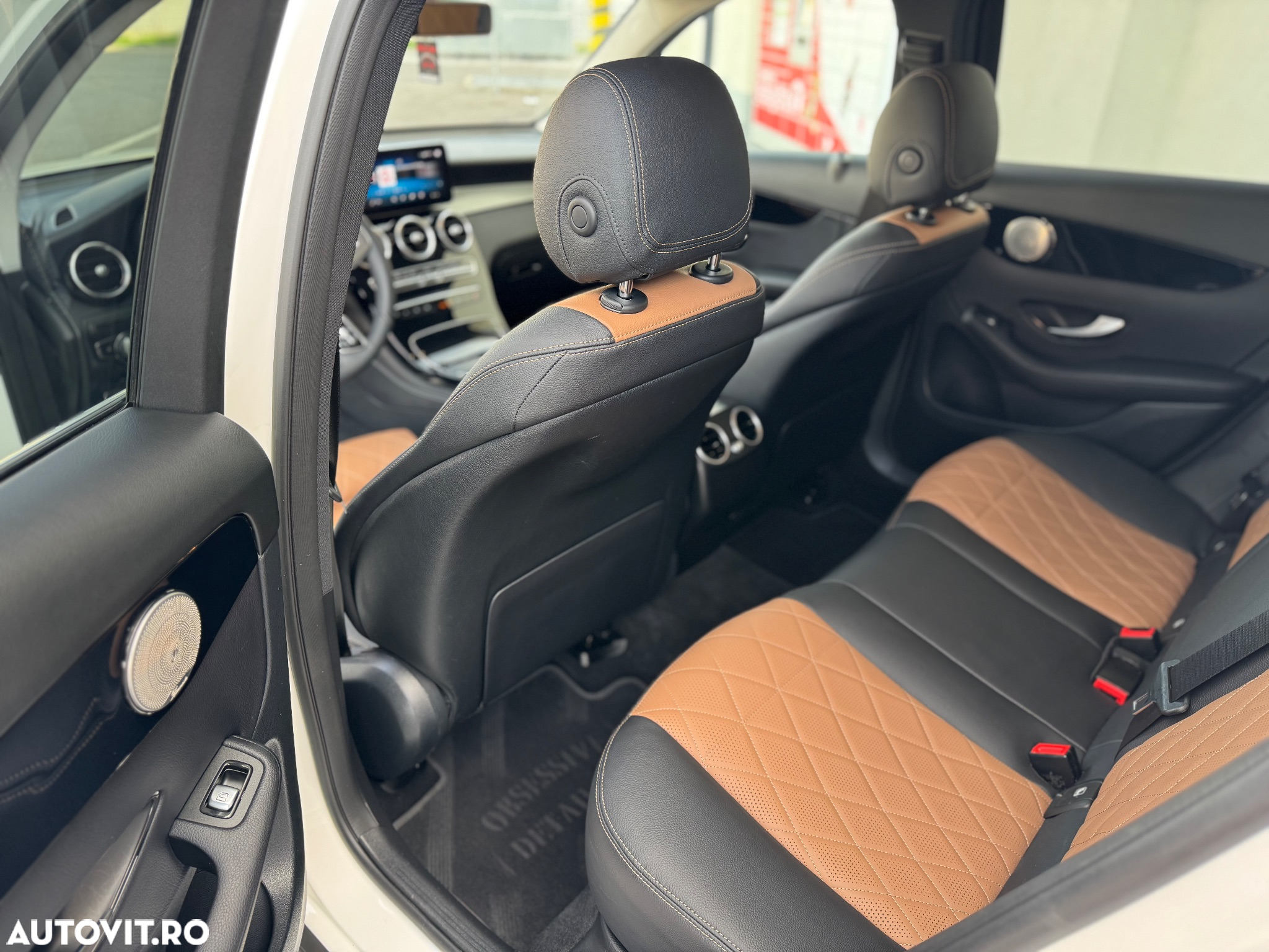 Mercedes-Benz GLC 220 d 4MATIC - 14