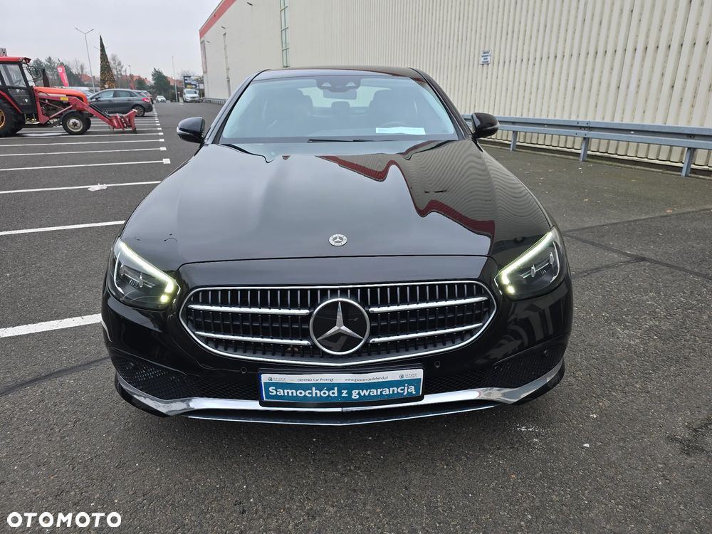 Mercedes-Benz Klasa E 300 Business Edition - 2