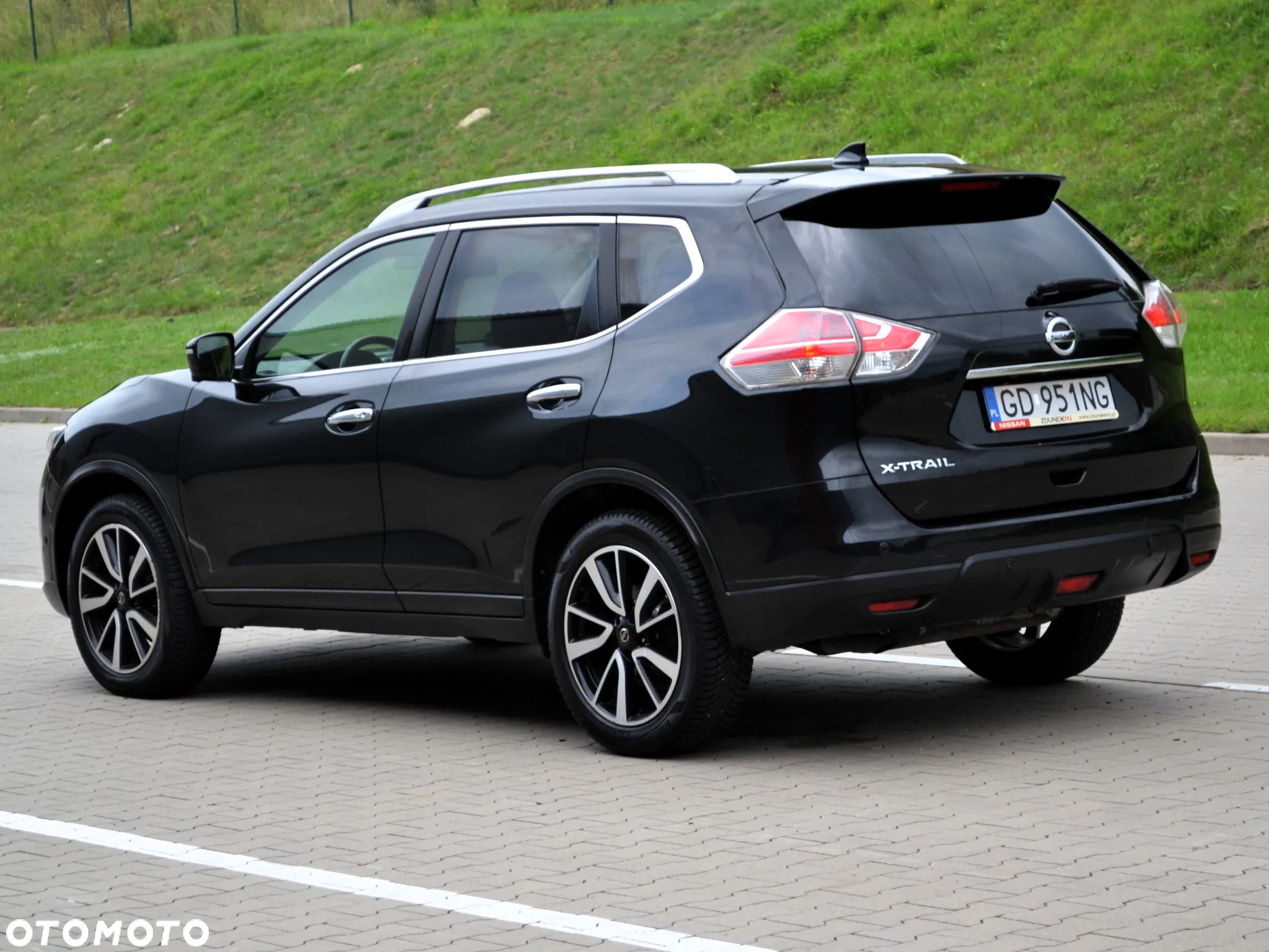 Nissan X-Trail 1.6 DIG-T Tekna 2WD - 4