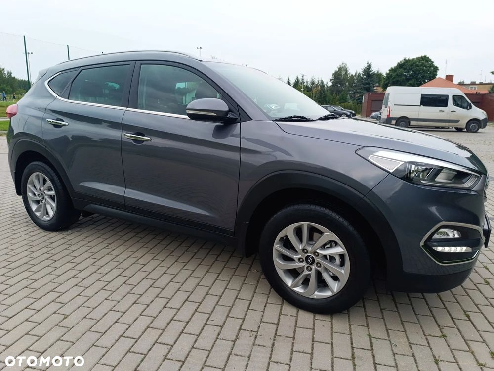 Hyundai Tucson 1.6 GDI BlueDrive Style 2WD - 16