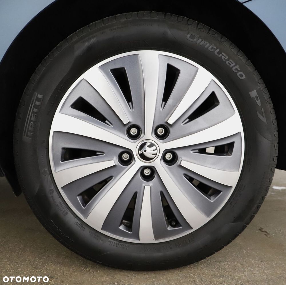 Skoda Superb 2.0 TDI SCR Style DSG - 26