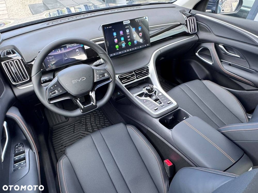 BYD Sealion 5 - 11