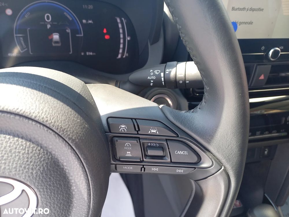 Toyota Yaris Cross 1.5 VVT-i HSD 4x4 Dynamic - 19