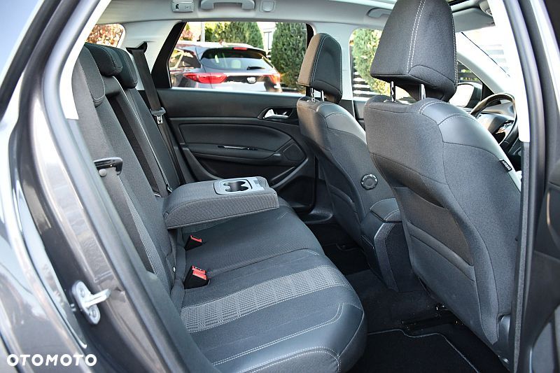 Peugeot 308 BlueHDi FAP 130 Stop & Start Allure - 24