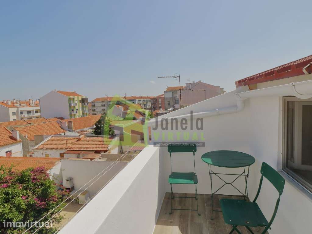 Apartamento T2+1 Remodelado | Baixa da Banheira - Grande imagem: 2/21