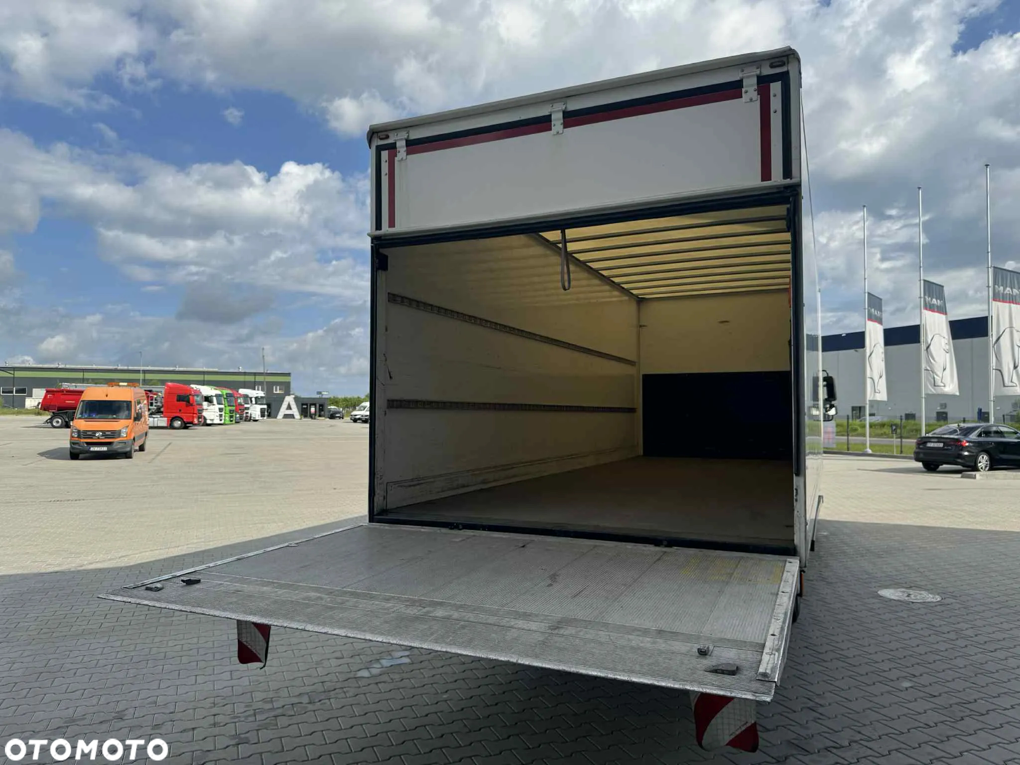 MAN TGL 12.250 KONTENER + WINDA - 6