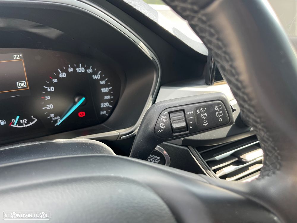 Ford Focus SW 1.5 TDCi EcoBlue Connected - 32