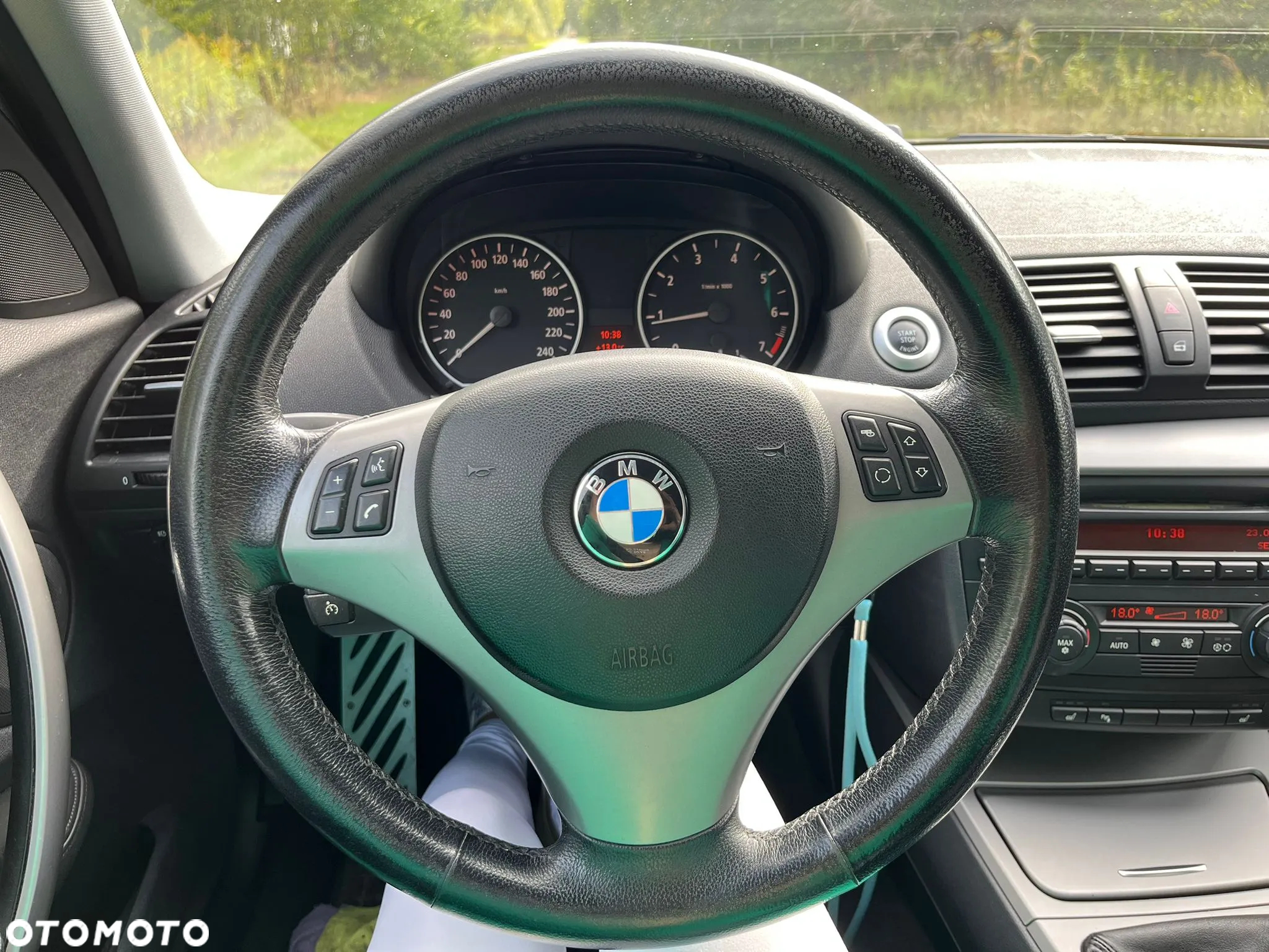 BMW Seria 1 120i - 16