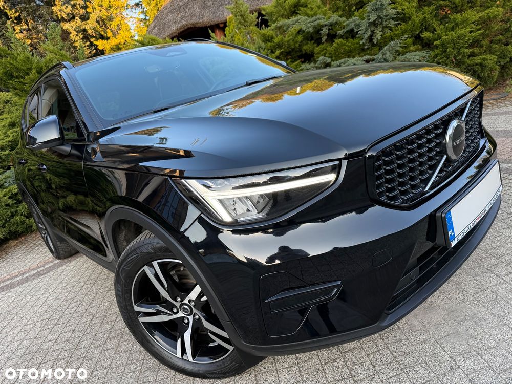 Volvo XC 40 B4 B DKG Plus Black Edition - 3