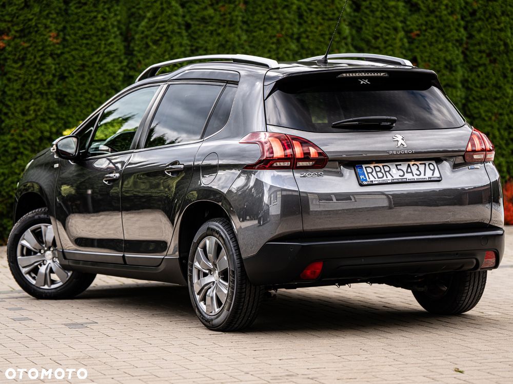 Peugeot 2008 1.2 Pure Tech Active - 19